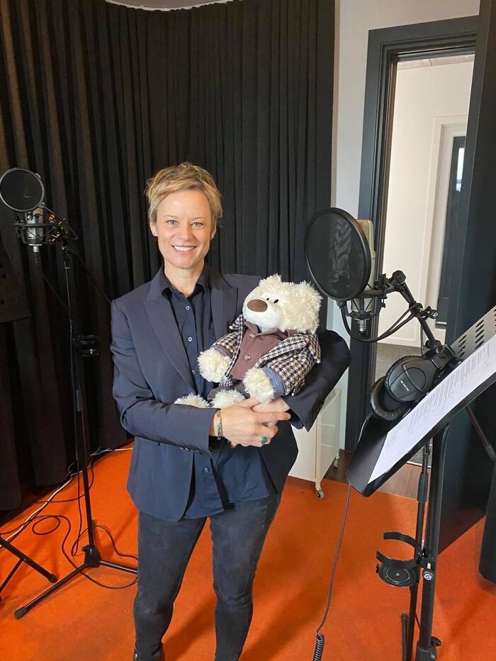 My Seven-Year-Old Daughter Has Epilepsy, So I'm Trying To Sell A Fancy Version Of Her Teddy Bear For A Million Dollars To Fund Research My Seven-Year-Old Daughter Has Epilepsy, So I'm Trying To Sell A Fancy Version Of Her Teddy Bear For A Million Dollars To Fund Research