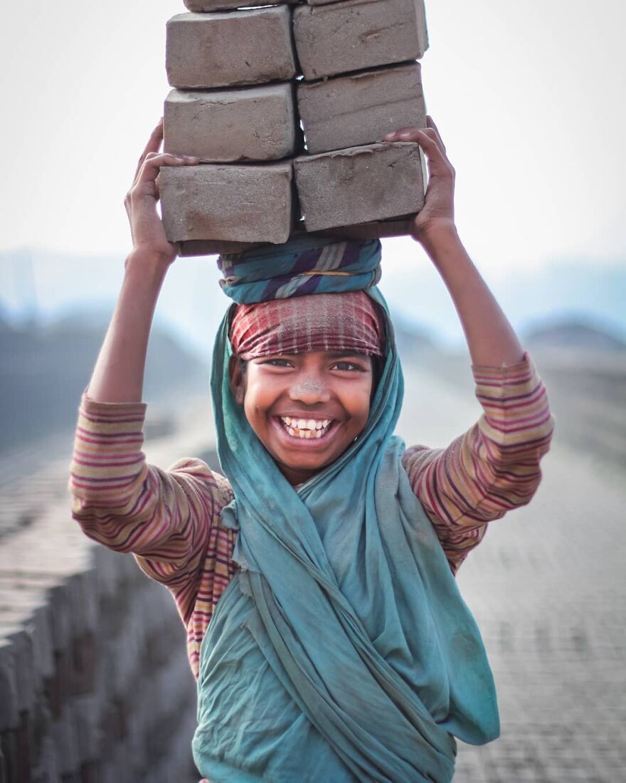 Photographer Manages To Capture The Soul Emotion Of Bangladesh's Population