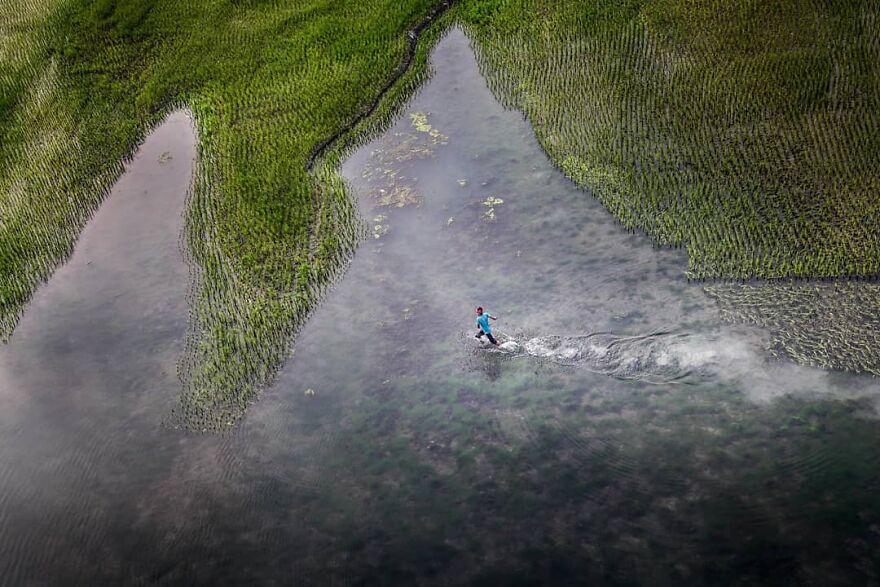 Photographer Manages To Capture The Soul Emotion Of Bangladesh's Population