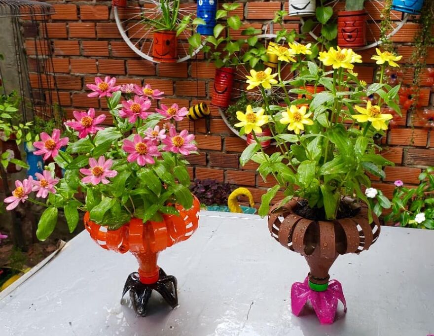 Recycling Old Plastic Bottles Into Beautiful Flowers Pots For Colorful Garden | Craft Yours