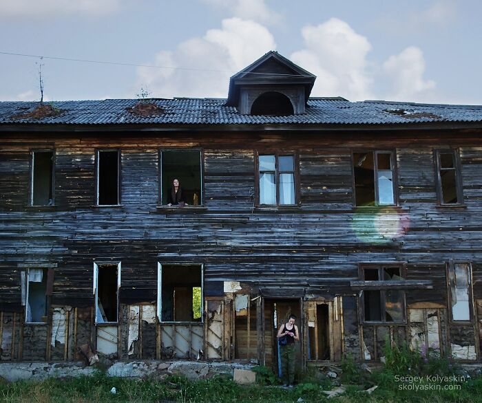 Life In The District Town