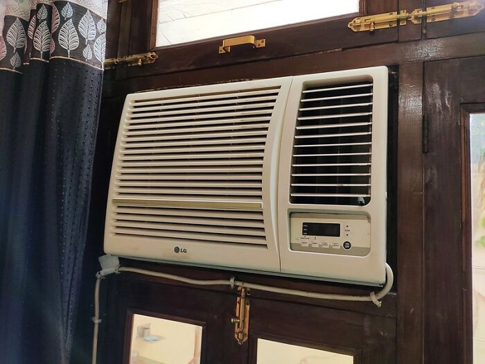 30 Things Americans Can't Seem To Live Without, As Observed By Non-Americans