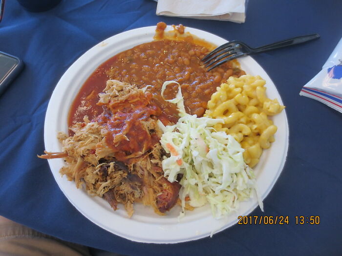 30 Things Americans Can't Seem To Live Without, As Observed By Non-Americans