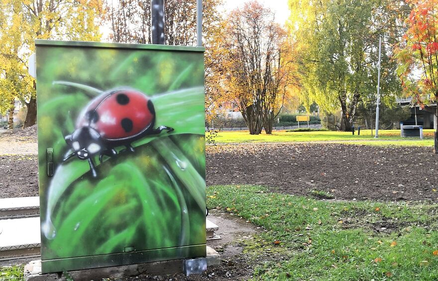 Artist Transforms Electrical Cabinets To Beautiful Outdoor Art Exhibition