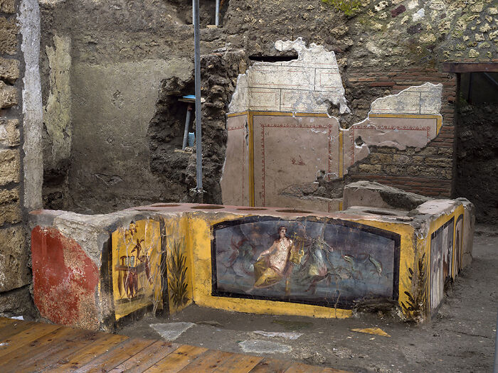 A "Fast Food" Shop Is Uncovered In Pompeii, Depicting Some Of The Dishes They Would Eat