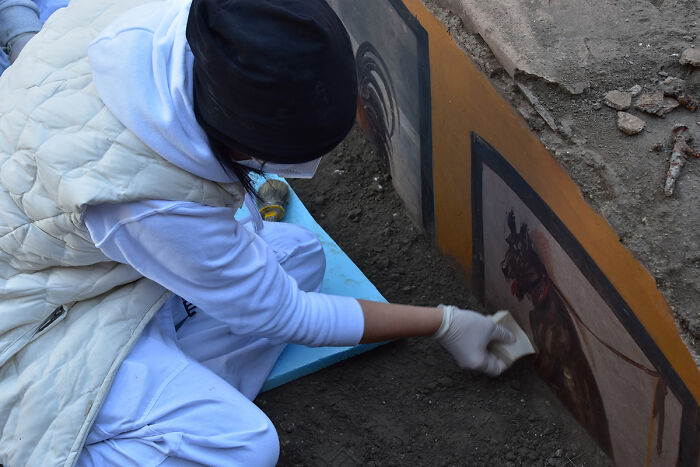 A "Fast Food" Shop Is Uncovered In Pompeii, Depicting Some Of The Dishes They Would Eat