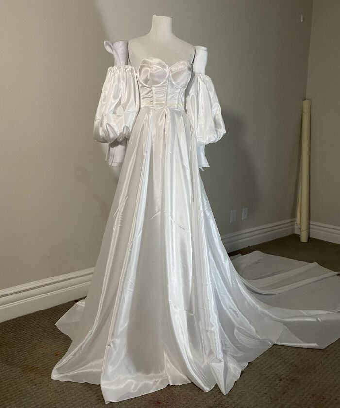 15ft Train White Dress