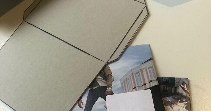 I Recycle Old Magazines And Turn Them Into Envelopes For My Christmas Cards