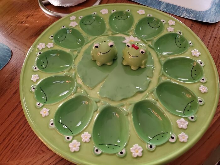 I Just Got My Egg Plate Today Off Fb Marketplace...yay!