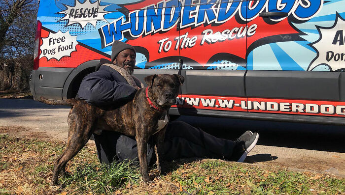 Homeless Man Rushes Into A Burning Animal Shelter - Saves Every Animal Homeless Man Rushes Into A Burning Animal Shelter - Saves Every Animal