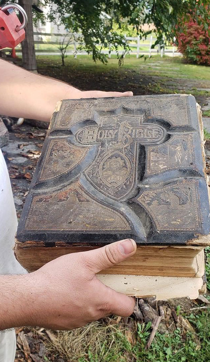 There's An Old Dilapidated Barn On The Property. My Friend Found This In A Corner, Under Some Boards And Dust