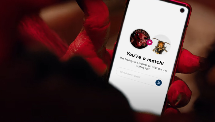 Ryan Reynolds And Taylor Swift Debut A New Ad For Their Dating App And It Perfectly Represents This Year Ryan Reynolds And Taylor Swift Debut A New Ad For Their Dating App And It Perfectly Represents This Year