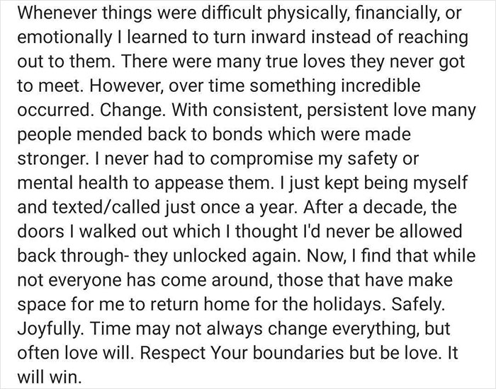 Queer Person Shares Family Texts Over A Period Of 12 Years To Show How People Change Queer Person Shares Family Texts Over A Period Of 12 Years To Show How People Change