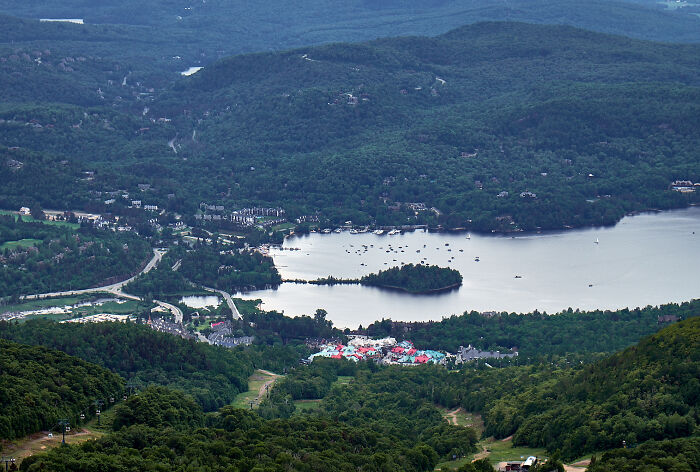 Local People Share 30 Things Tourists Do That Make Them Stand Out As A Non-Local