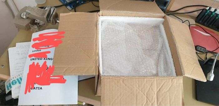 Guy Can&rsquo;t Replace Wife&rsquo;s Exclusive Broken Glassware Bought Abroad, Good Samaritans On Twitter Make It Happen