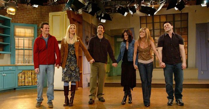 35 Random Facts That Show How Cruelly Fast Times Flies By