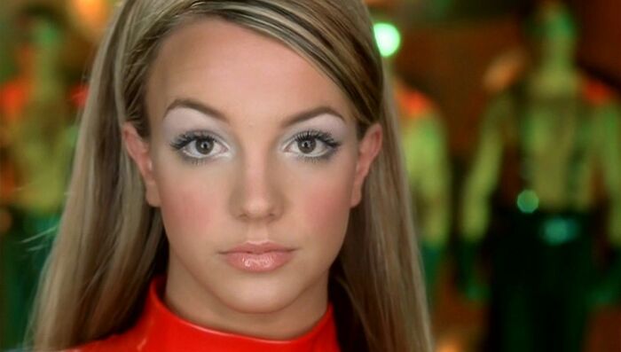 35 Random Facts That Show How Cruelly Fast Times Flies By