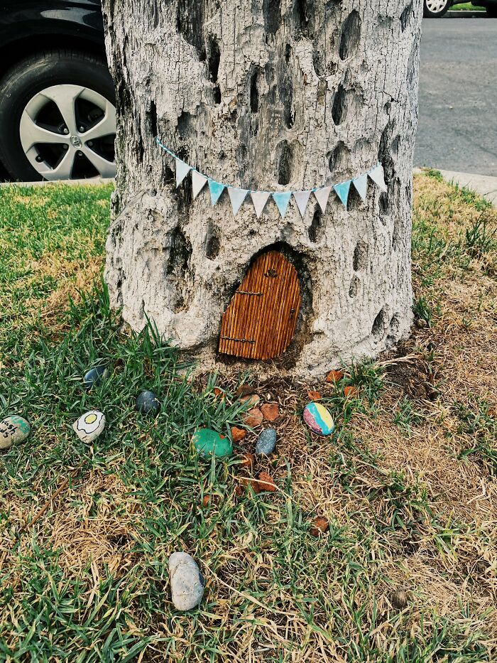 4-Year-Old Feels Lonely In Quarantine, Sets Up A Fairy Garden, Her Neighbor Notices And Pretends To Be A Fairy Named Sapphire For 9 Months 4-Year-Old Feels Lonely In Quarantine, Sets Up A Fairy Garden, Her Neighbor Notices And Pretends To Be A Fairy Named Sapphire For 9 Months