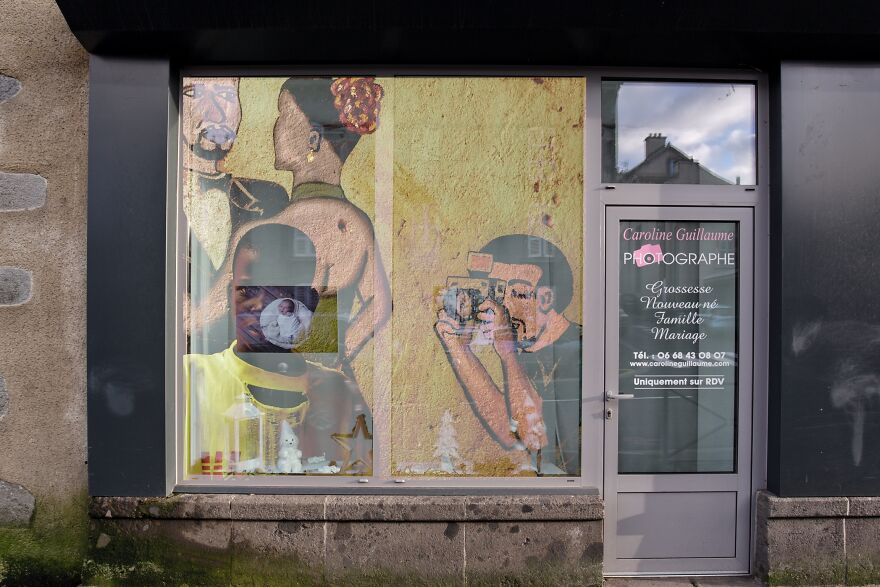 Digital-Art-Shops-Reopened-Superimposing-Photos-Lockdown-Aurillac-Bernard-Russo