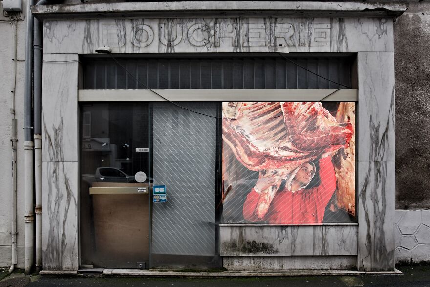 Digital-Art-Shops-Reopened-Superimposing-Photos-Lockdown-Aurillac-Bernard-Russo