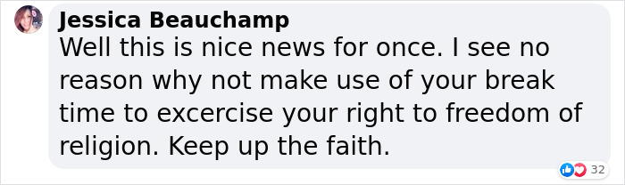 A Powerful Photo Of Muslim And Jewish Paramedics Praying Together Goes Viral