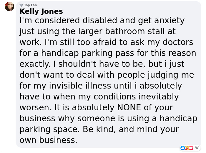 Woman With No Legs Gets Scolded For Parking In A Disabled Spot, And Her Powerful Response Goes Viral Woman With No Legs Gets Scolded For Parking In A Disabled Spot, And Her Powerful Response Goes Viral