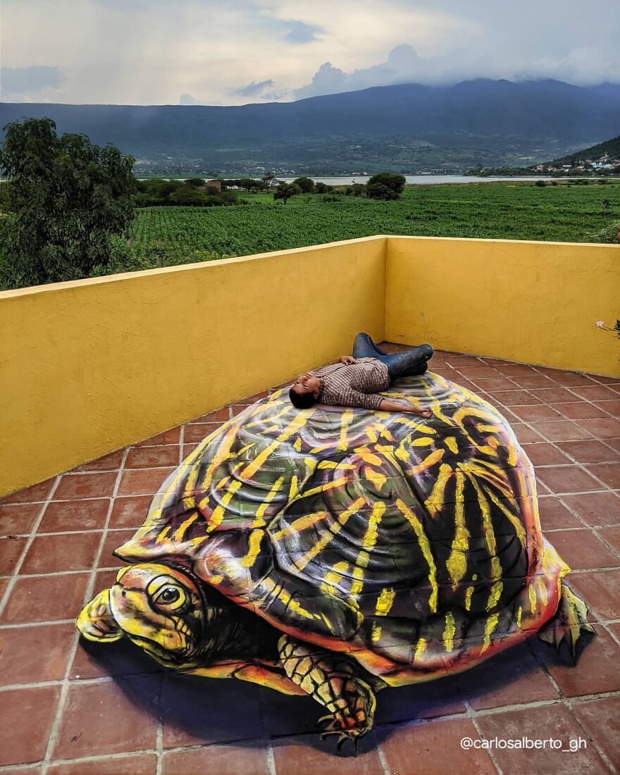 Anamorphic-Street-Art-3D-Optical-Illusions-Carlos-Alberto-Gh