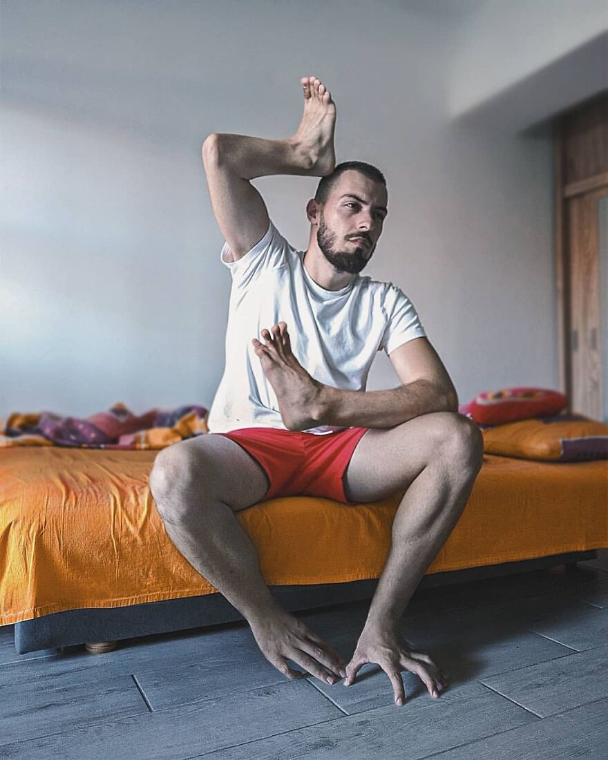 Surreal-Self-Portraits-Photoshop-Art-Andreixps