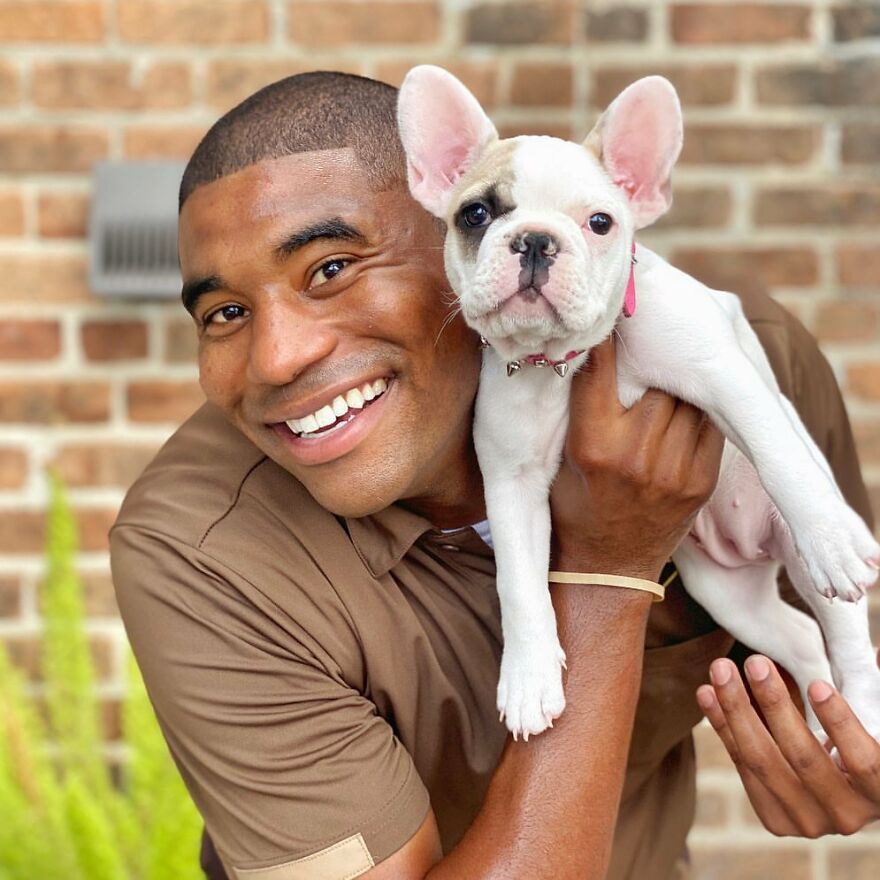 Delivery Man Continues To Take Breaks On The Way To Take Pictures And Pet The Dogs He Meets (New Pics)