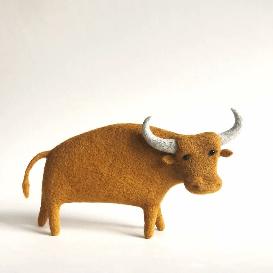 This Ukrainian Artist Creates Wool Sculptures So Adorable That You Will Fall In Love