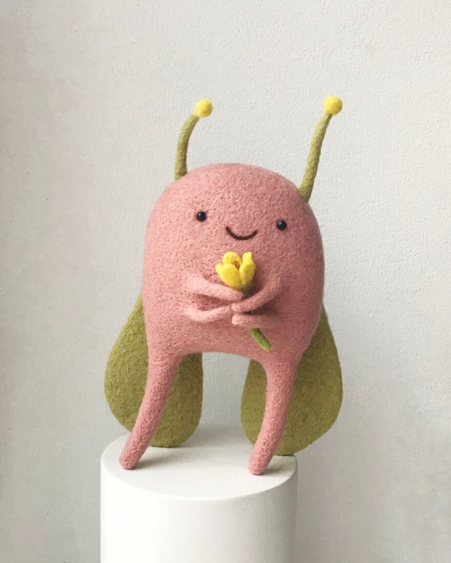 This Ukrainian Artist Creates Wool Sculptures So Adorable That You Will Fall In Love