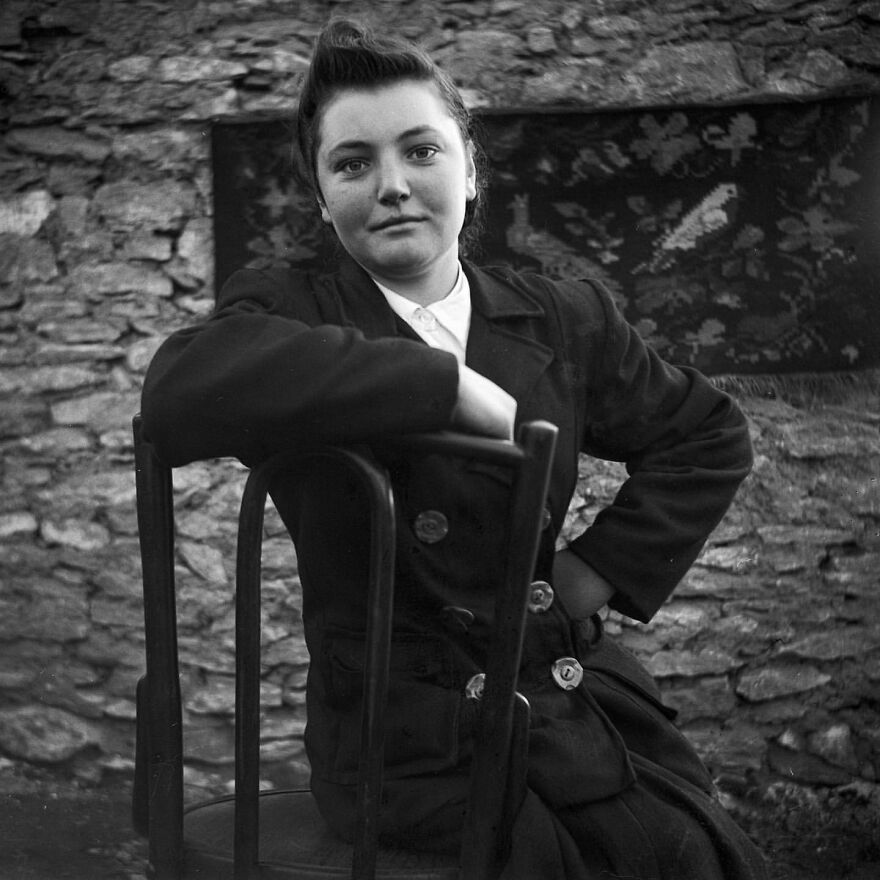 Person Sets Out To Find People From Photos That Were Taken 50 Years Ago, Finds 6 Of Them