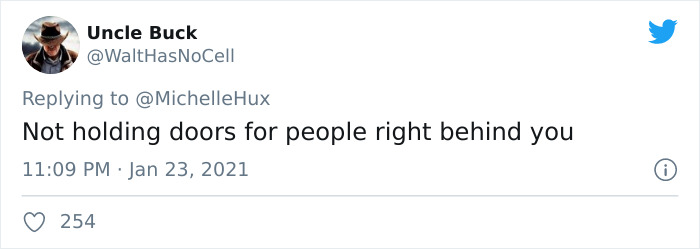 WaltHasNoCell tweets about not holding doors as red flag in relationship