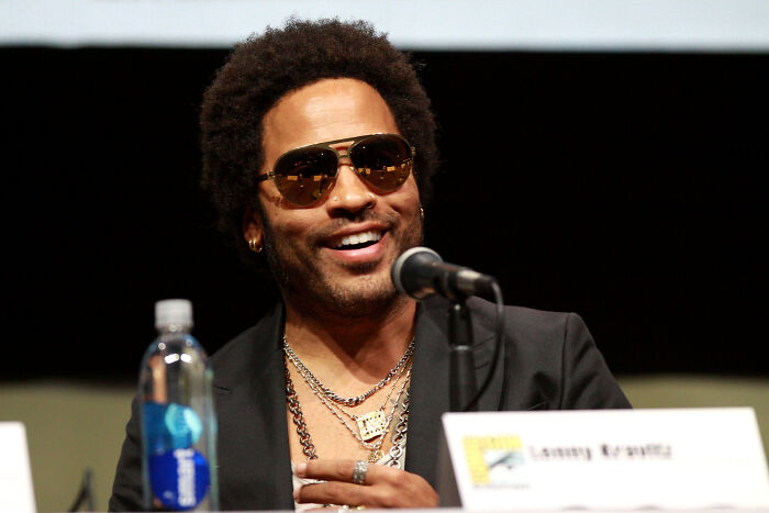 40 Times Celebrities Proved Themselves To Be Actually Nice People, Shared By Folks On Reddit