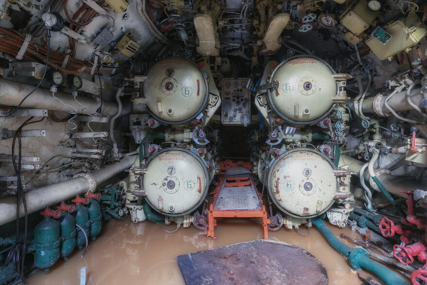 Our 15 Photos Show What’s Inside This Abandoned Soviet Submarine That We Found In European Waters 