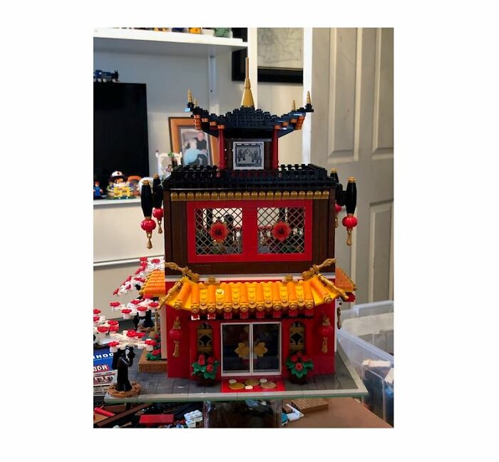 The Three Coins Chinese Restaurant (My Moc)