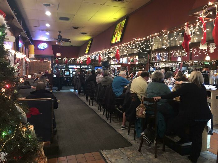 3 Total People Wearing Masks In A Gathering Of Over 50 No Social Distancing