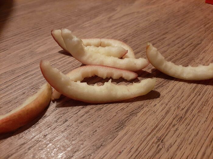 I Raise You My Apple Torturer