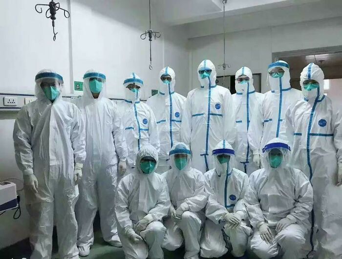 The Medical Staff At Wuhan Union Hospital Have Been Risking Their Lives Fighting The Coronavirus. True Medical Heroes. Great News That 11 Medical Staff At The Hospital Who Were Infected Have Turned Negative For The Virus And Symptoms Were Controlled After Treatment!