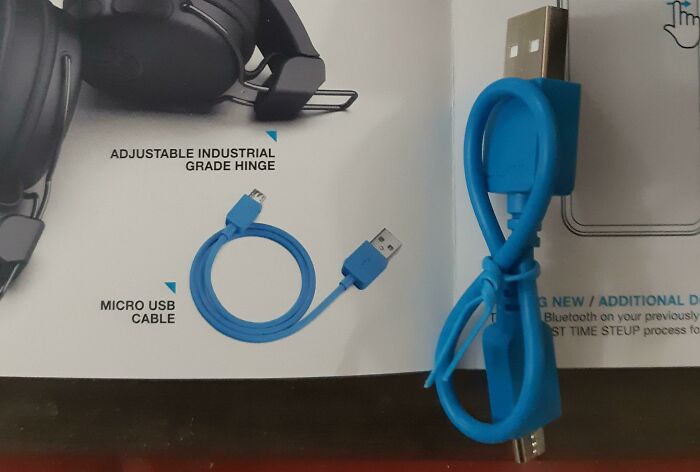 Bought Cheap Headphones. The Cable Advertised vs. The Cable Given