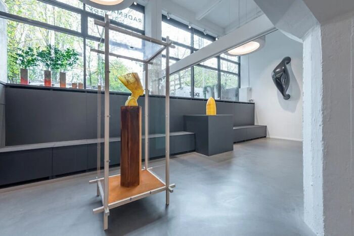 60,000 Bees Helped Create This Honeycomb Nefertiti Statue