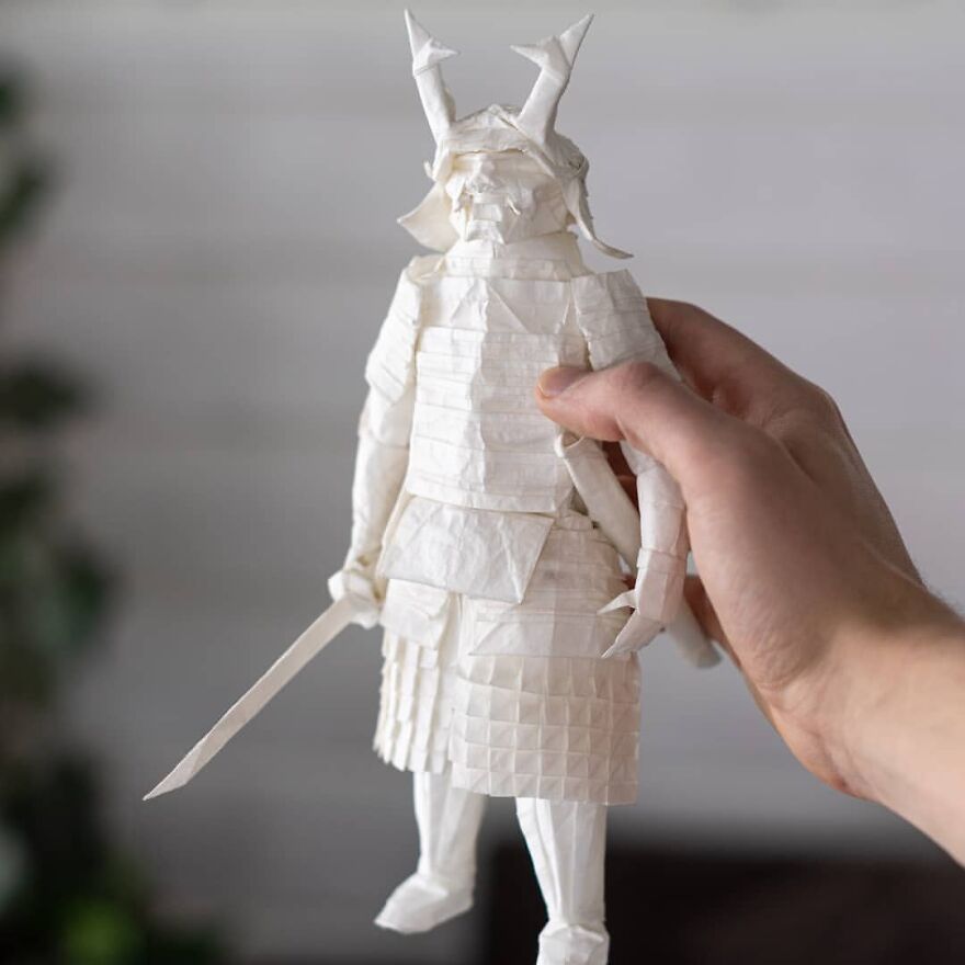Artist Spent 3 Months Planning A Warrior Samurai That He Folded From A Single Sheet Of Paper (19 Pics) Artist Spent 3 Months Planning A Warrior Samurai That He Folded From A Single Sheet Of Paper (19 Pics)