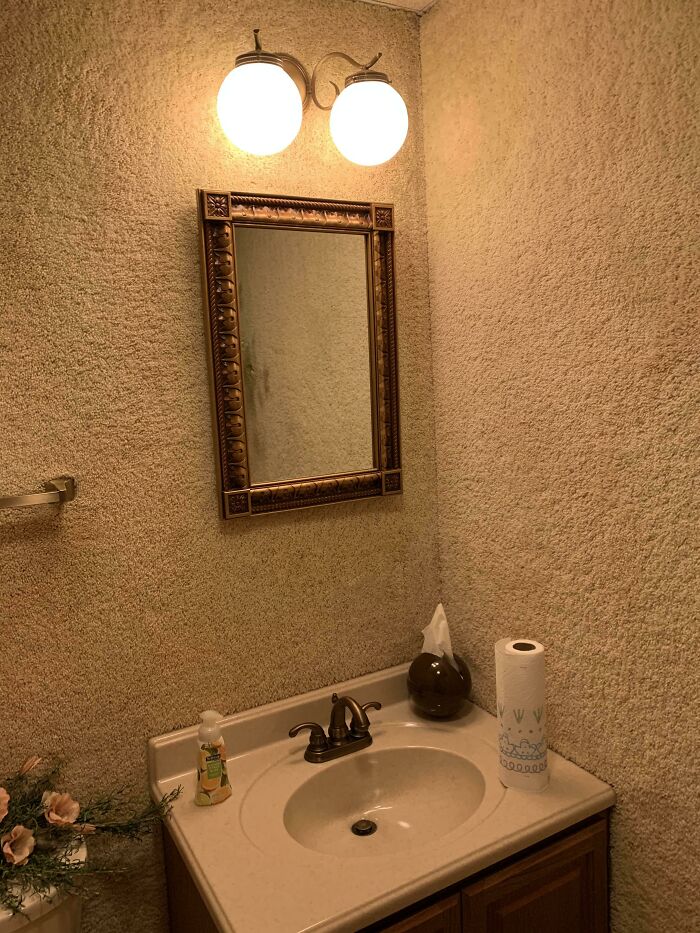 I Raise You Carpet Wall Bathroom