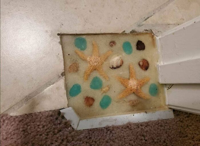 They Ran Out Tiles When Renovating And Created This Monstrosity