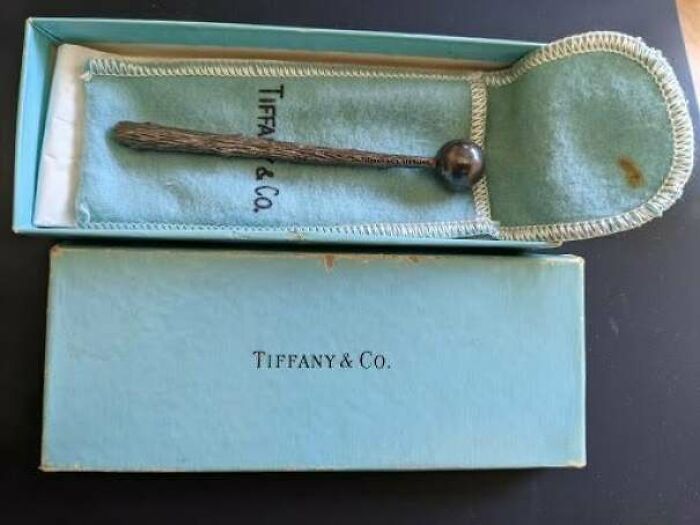 Strange Object From Tiffany's Mysteriously Given To My Wife By Her Grandmother While Refusing To Say What It Was. Probably Bought In The 1930s Or 1940s. About 10cm/4" Long. All She'd Say Was "She Used It As A Young Woman But Didn't Have Much Use For It Nowadays". Any Ideas?