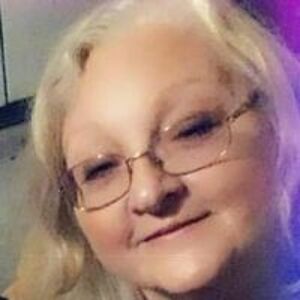 vegasgirl0209 avatar