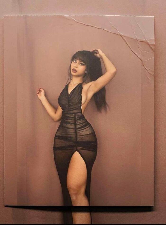 Her Body Looks Different In Every Picture