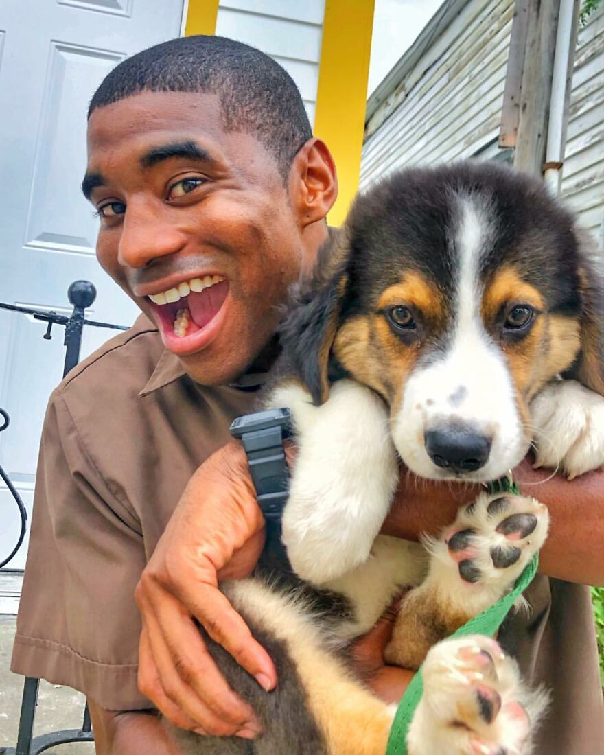 Delivery Man Continues To Take Breaks On The Way To Take Pictures And Pet The Dogs He Meets (New Pics)