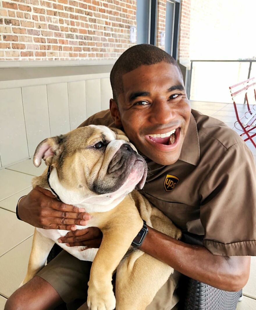 Delivery Man Continues To Take Breaks On The Way To Take Pictures And Pet The Dogs He Meets (New Pics)