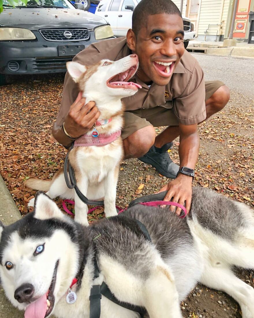 Delivery Man Continues To Take Breaks On The Way To Take Pictures And Pet The Dogs He Meets (New Pics)